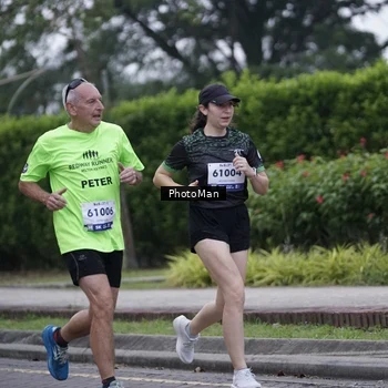Runner Photo 8228723