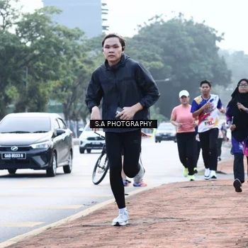 Runner Photo 8228728