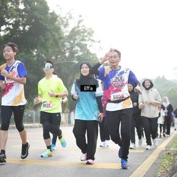 Runner Photo 8228772