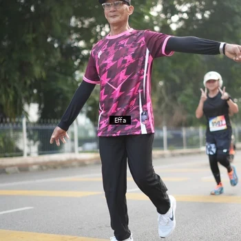 Runner Photo 8228799