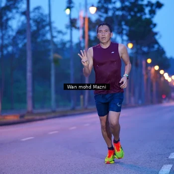 Runner Photo 8228842