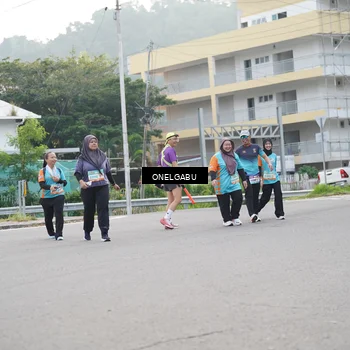 Runner Photo 8228889