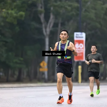 Runner Photo 8228903