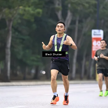 Runner Photo 8228917