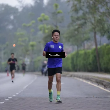 Runner Photo 8228974