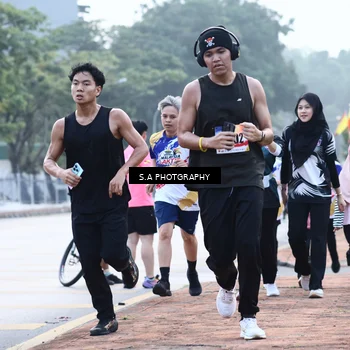 Runner Photo 8228986