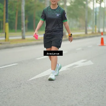 Runner Photo 8229004