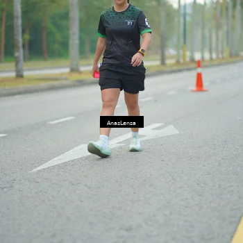 Runner Photo 8229005