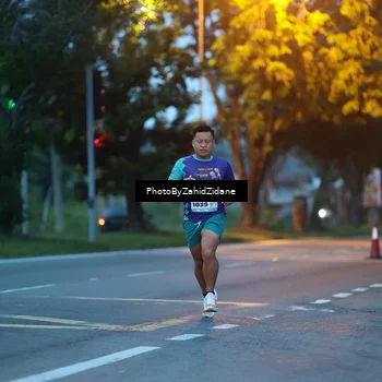 Runner Photo 8229011