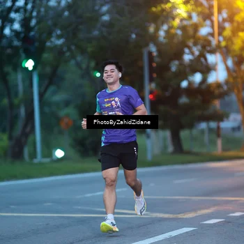 Runner Photo 8229030
