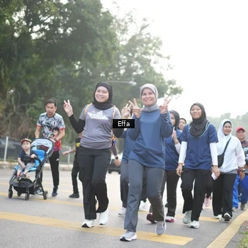 Runner Photo 8229035