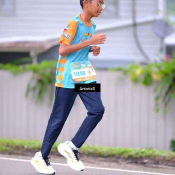Runner Photo 8229039