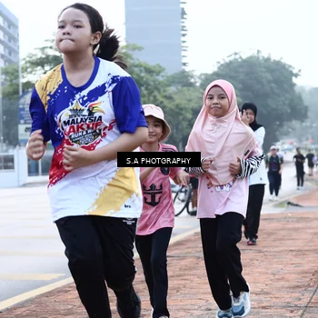 Runner Photo 8229060