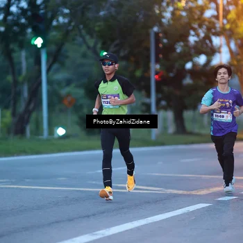 Runner Photo 8229062