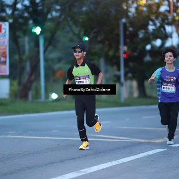 Runner Photo 8229072