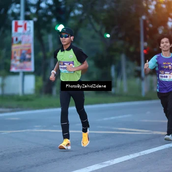 Runner Photo 8229088