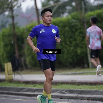 Runner Photo 8229091
