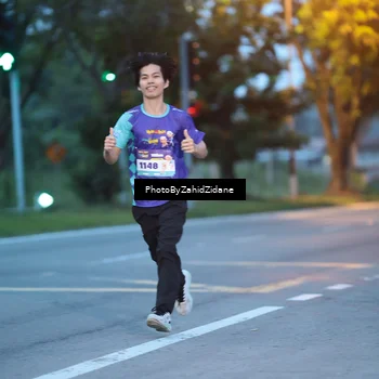 Runner Photo 8229104