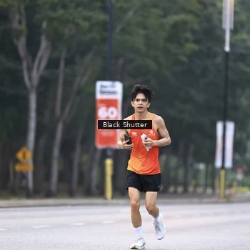 Runner Photo 8229118