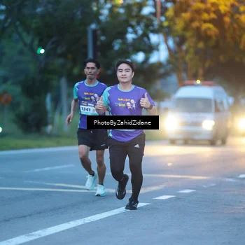 Runner Photo 8229135