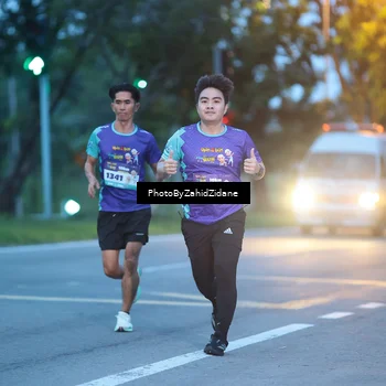 Runner Photo 8229145