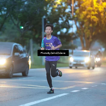 Runner Photo 8229158