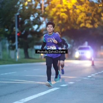 Runner Photo 8229214