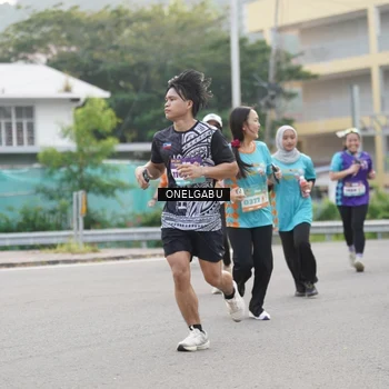 Runner Photo 8229221
