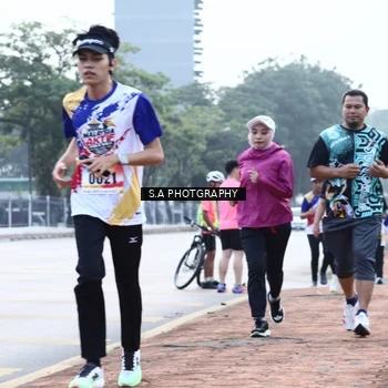 Runner Photo 8229233