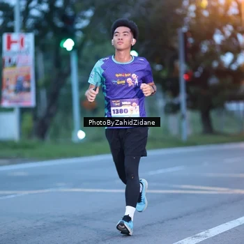 Runner Photo 8229266