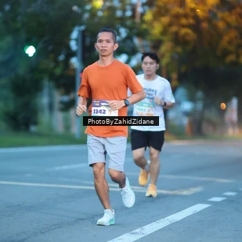 Runner Photo 8229293