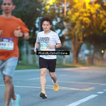 Runner Photo 8229298