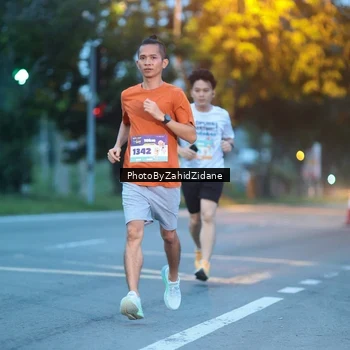 Runner Photo 8229301
