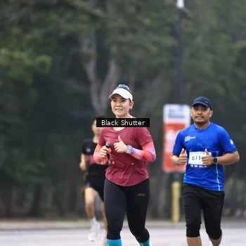 Runner Photo 8229311