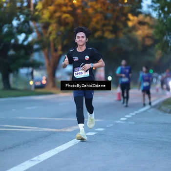 Runner Photo 8229318