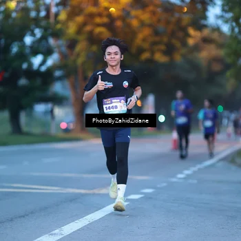 Runner Photo 8229338