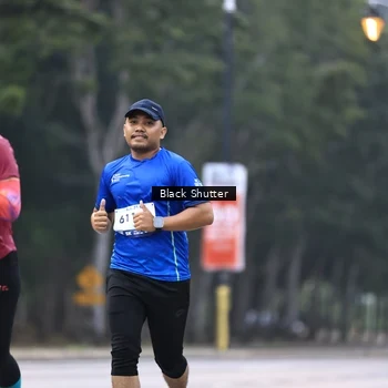 Runner Photo 8229343