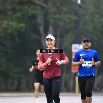 Runner Photo 8229344