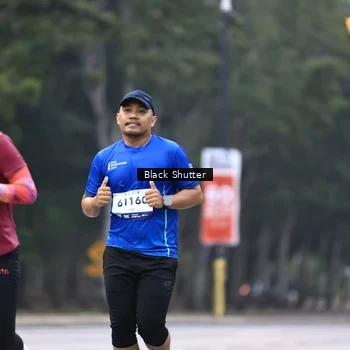 Runner Photo 8229356