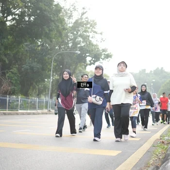 Runner Photo 8229359