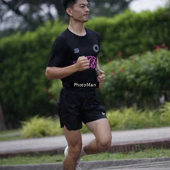 Runner Photo 8229383