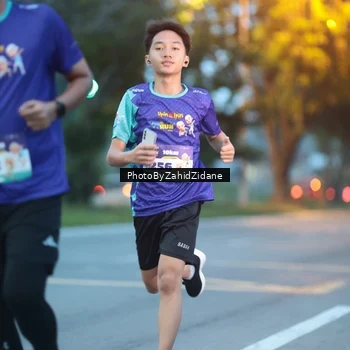 Runner Photo 8229389