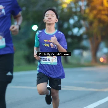 Runner Photo 8229407