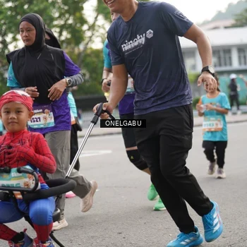 Runner Photo 8229409