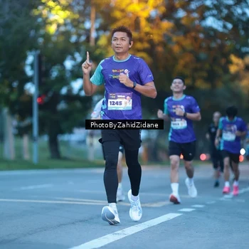 Runner Photo 8229414