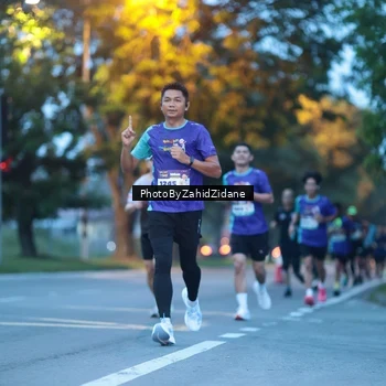 Runner Photo 8229425