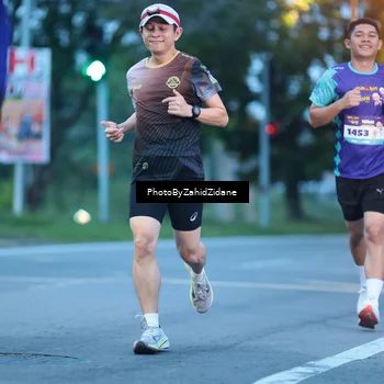 Runner Photo 8229438