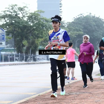 Runner Photo 8229477