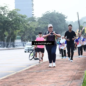 Runner Photo 8229514