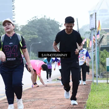 Runner Photo 8229521